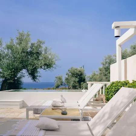 Epi Seafront * Τσουκαλάδες